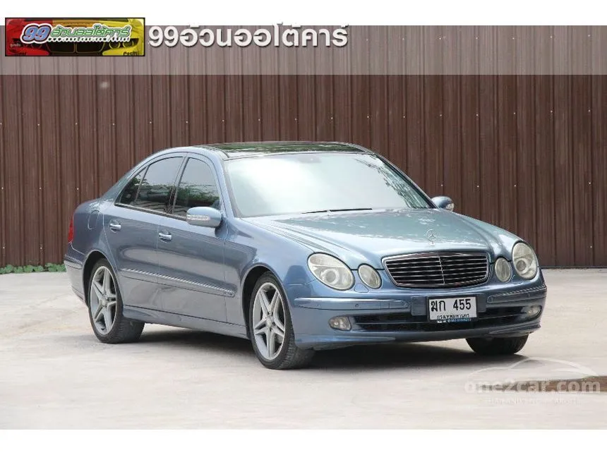 2005 Mercedes-Benz E200 Kompressor Avantgarde Sedan