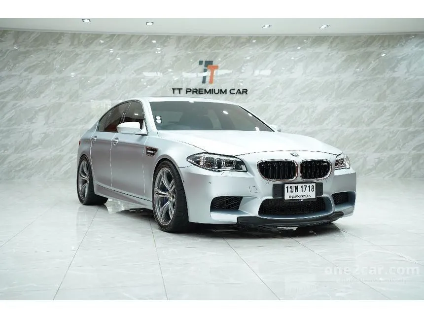 2015 BMW M5 Sedan