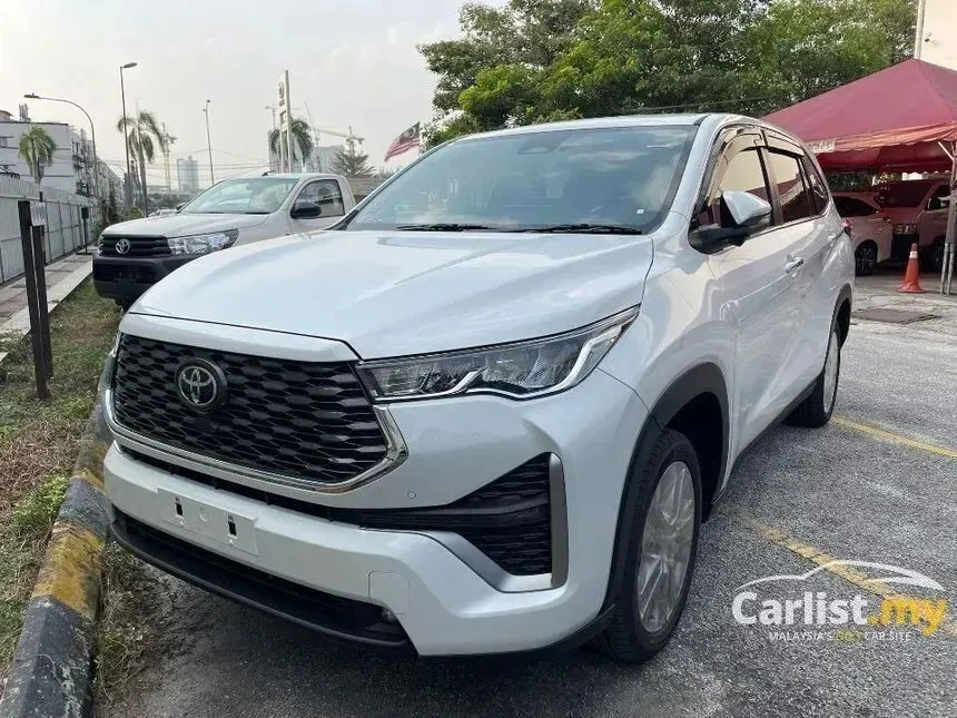 2025 Toyota Innova Zenix V MPV