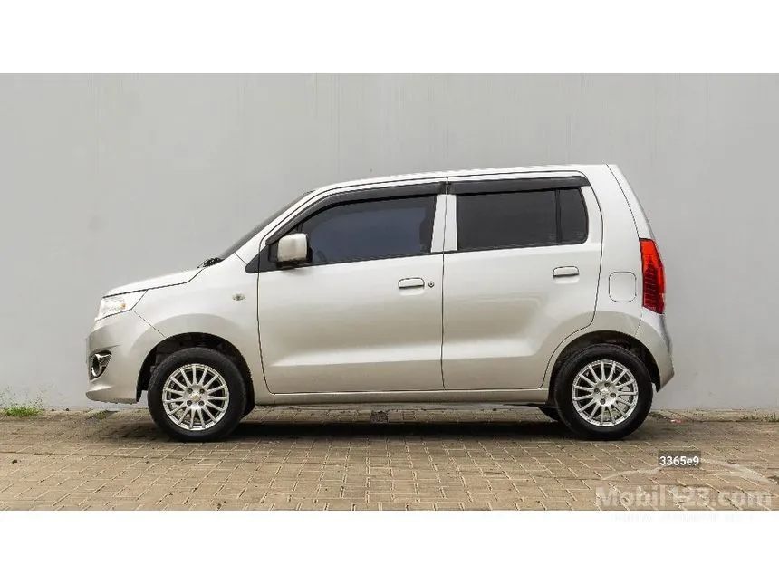 2020 Suzuki Karimun Wagon R GS Hatchback