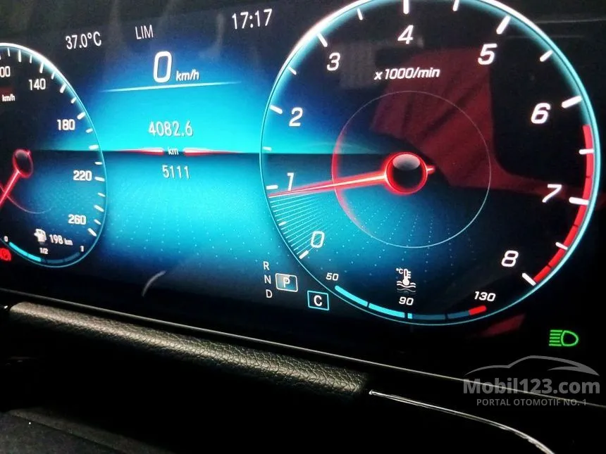 2019 Mercedes-Benz B200 Progressive Line Hatchback