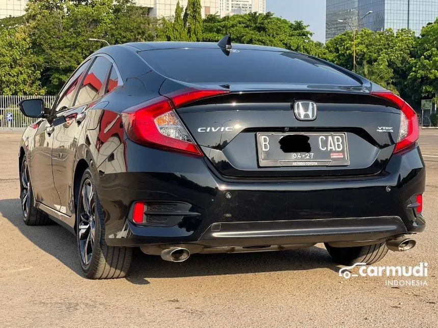 2017 Honda Civic ES Sedan