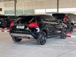 2015 Mercedes-Benz GLA200 1.6 Urban SUV