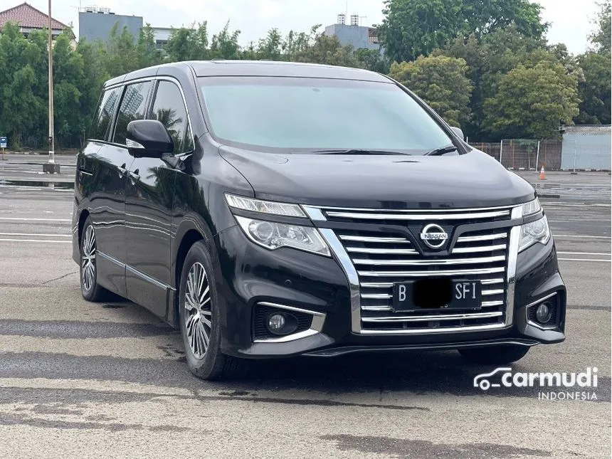 2014 Nissan Elgrand Highway Star MPV