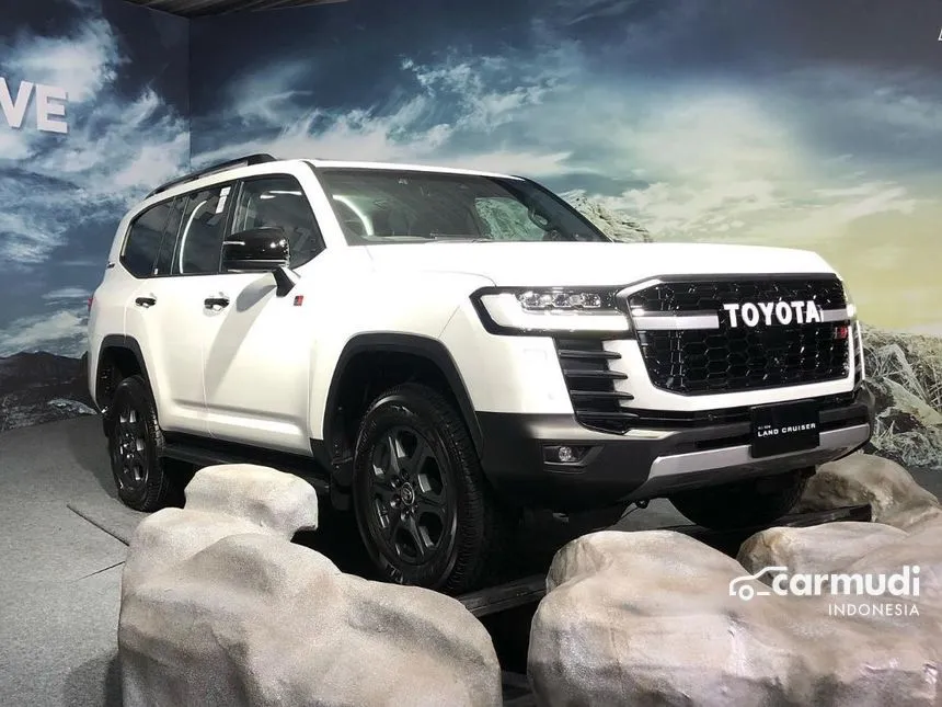 2024 Toyota Land Cruiser GR-S 70th Anniversary SUV