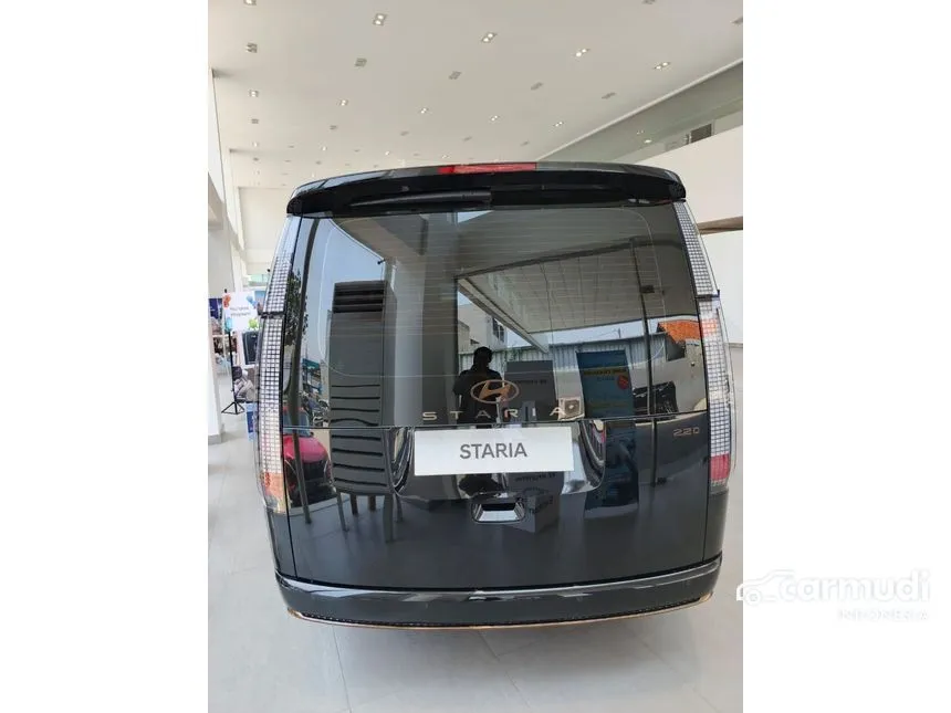 2024 Hyundai Staria Signature 7 Wagon