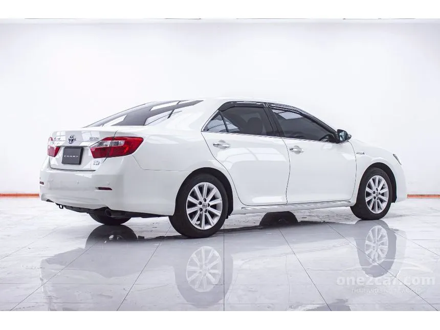 2014 Toyota CAMRY Hybrid Sedan