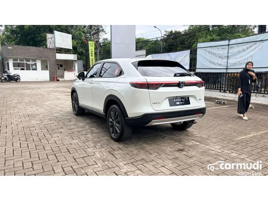 2025 Honda HR-V e:HEV SUV