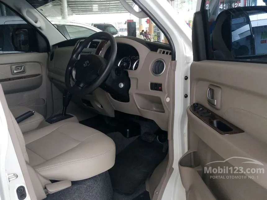 2022 Suzuki APV Luxury Van