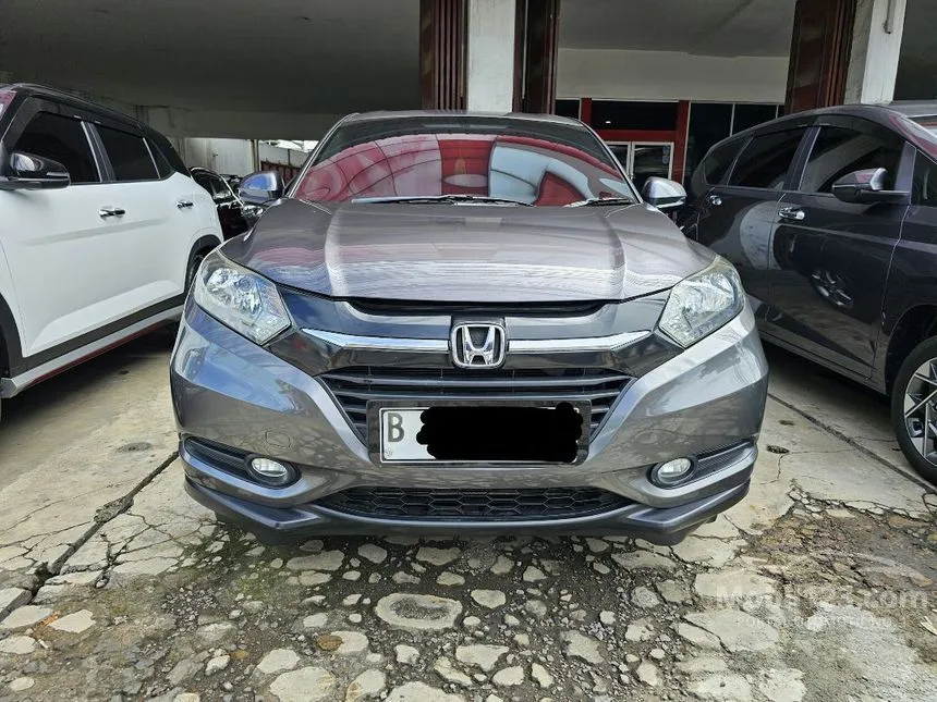 Jual Mobil Honda HR