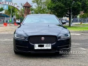 2016 Jaguar XE 2.0 Prestige Sedan