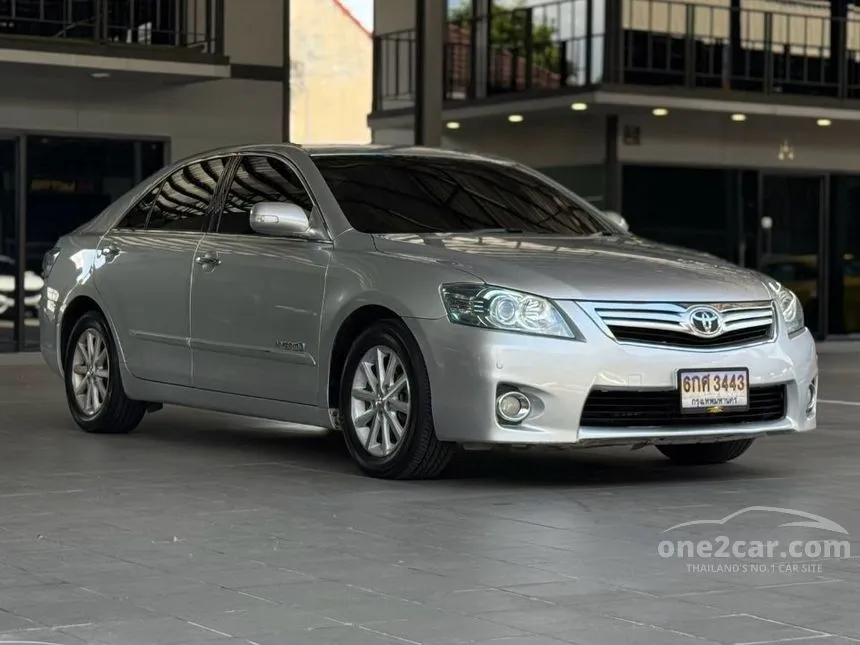 2011 Toyota CAMRY Hybrid Sedan
