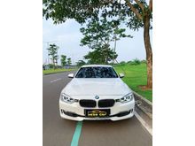 2015 BMW 320i 2.0 Luxury Hatchback