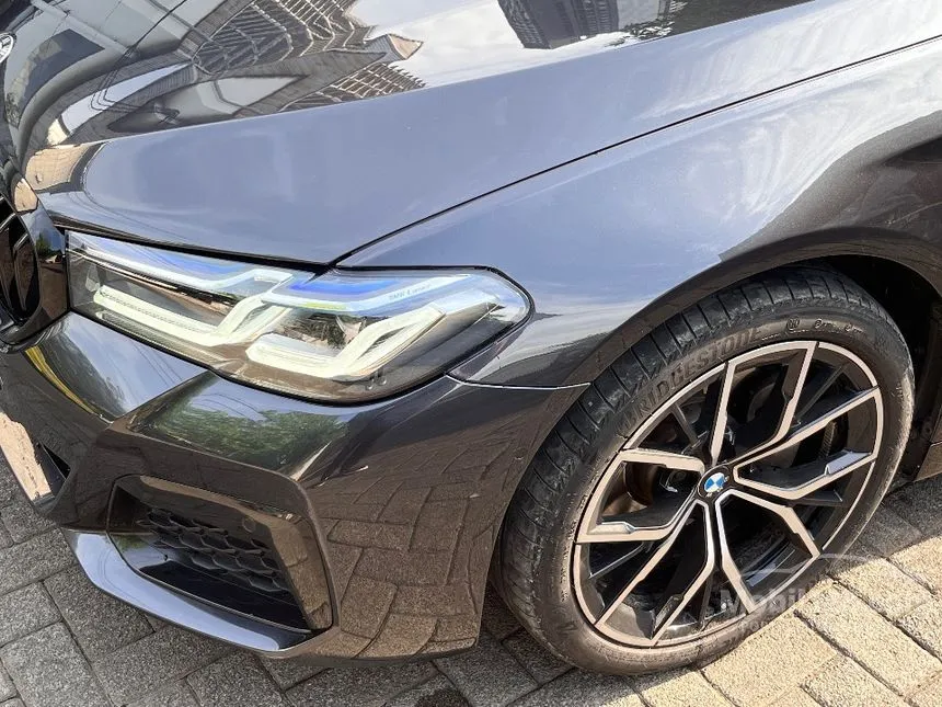 2023 BMW 520i M Sport Sedan