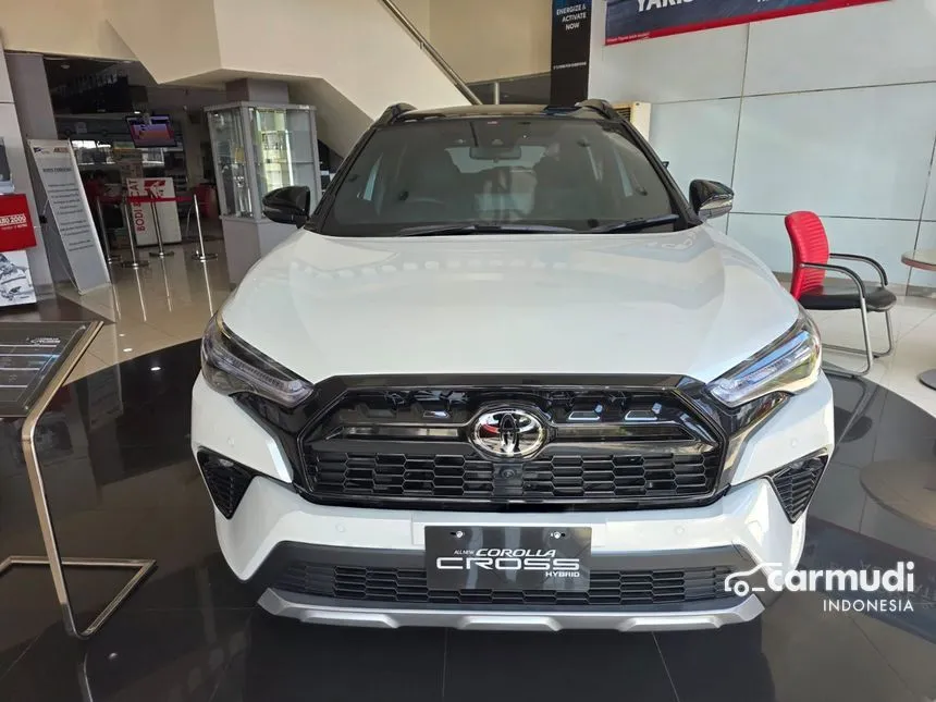 2025 Toyota Corolla Cross Hybrid GR Sport (Dual Tone) SUV