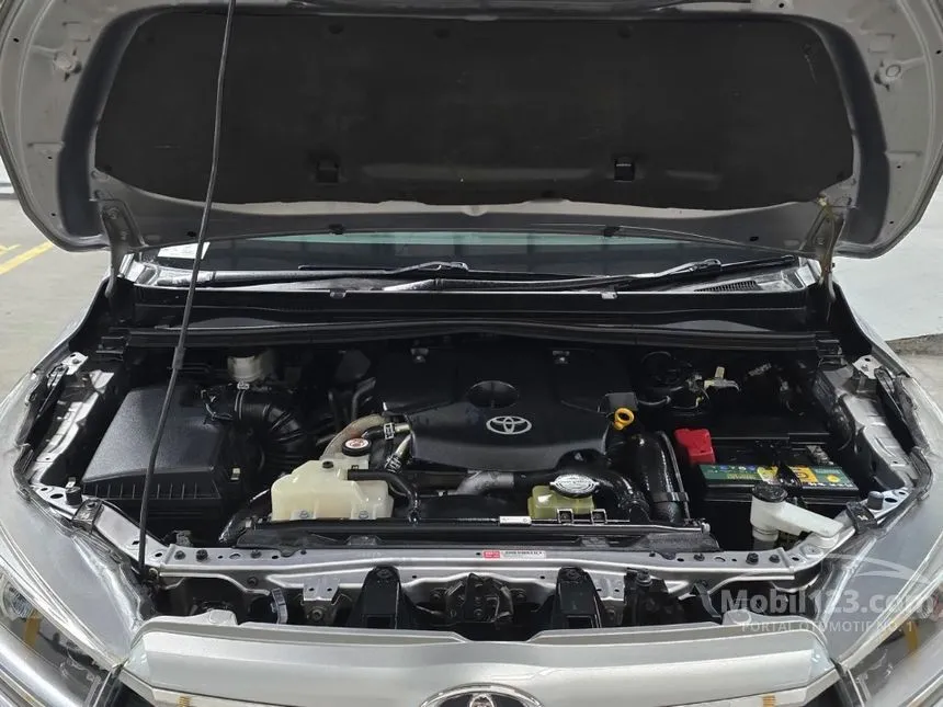 2019 Toyota Kijang Innova V MPV