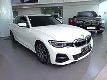 RASA BARU LOW KM RARE TERBAIK 2019 BMW 330i G20 2,0 M Sport Sedan