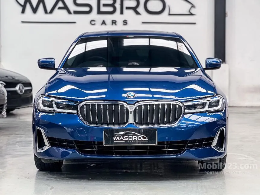 2021 BMW 530i Opulence Sedan