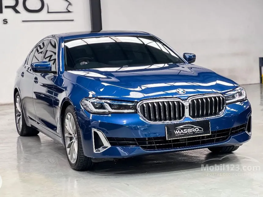 2021 BMW 530i Opulence Sedan
