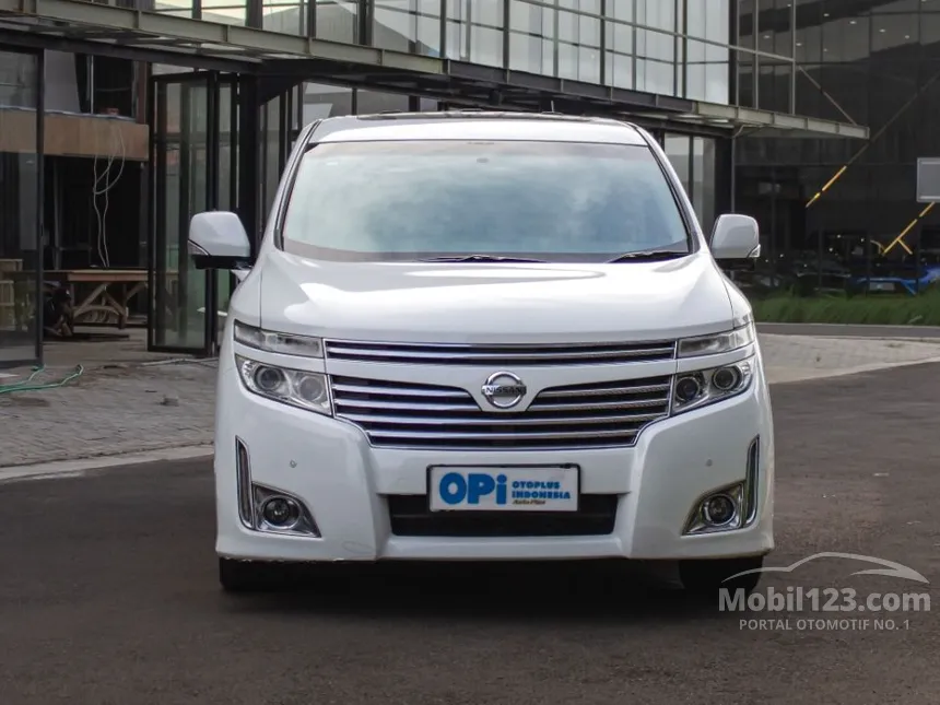 2013 Nissan Elgrand Highway Star MPV