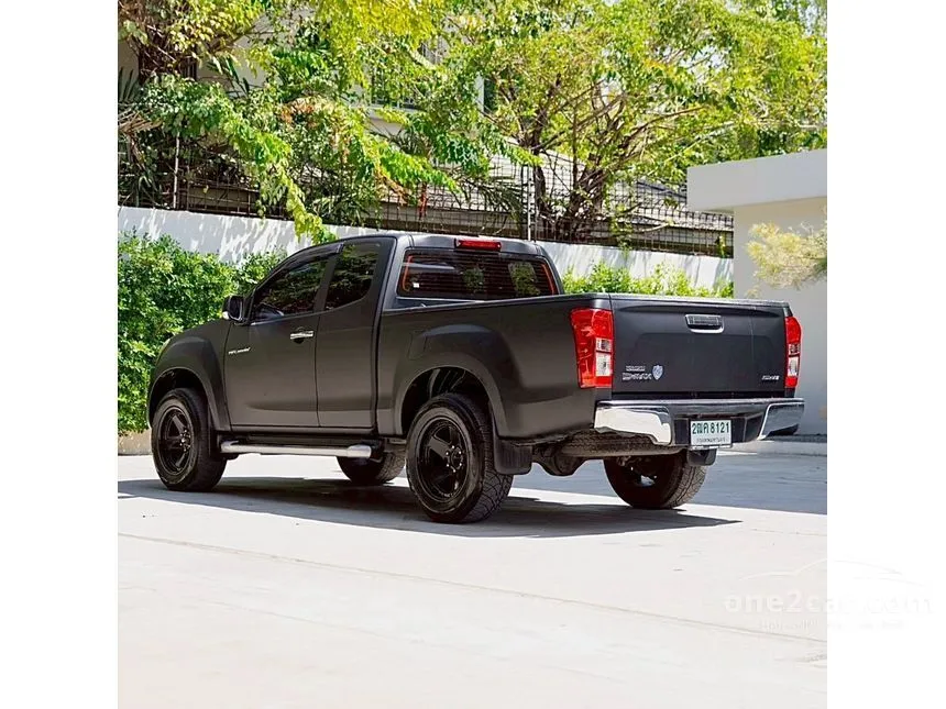 2017 Isuzu D-MAX Hi-Lander Z Space Cab Pickup