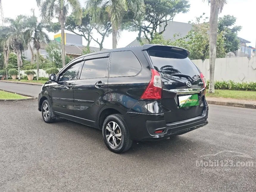2017 Daihatsu Xenia R Sporty MPV