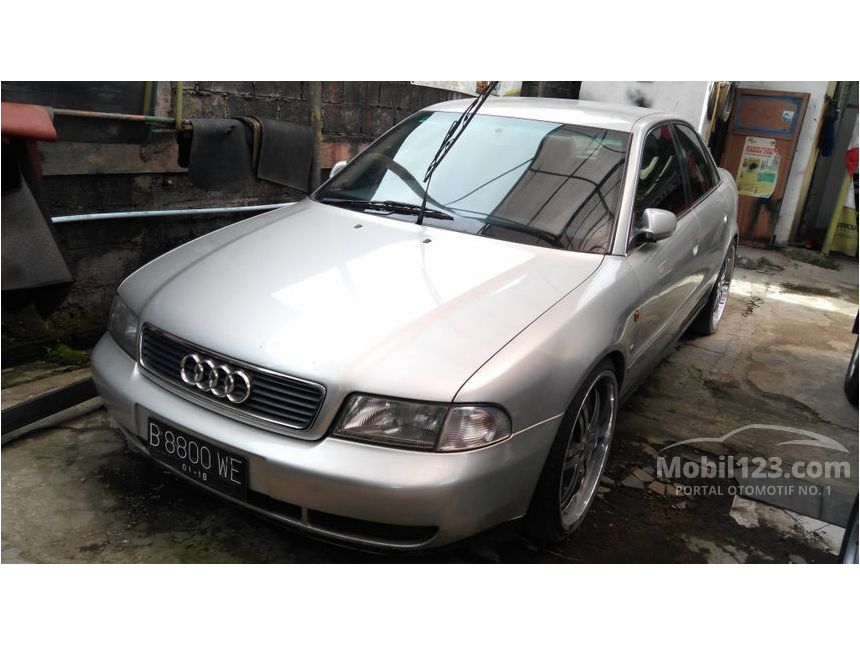 Jual Mobil Audi A4 2000 B5 1 8 Di Dki Jakarta Automatic Sedan Silver Rp 90 100 000 3485177 Mobil123 Com