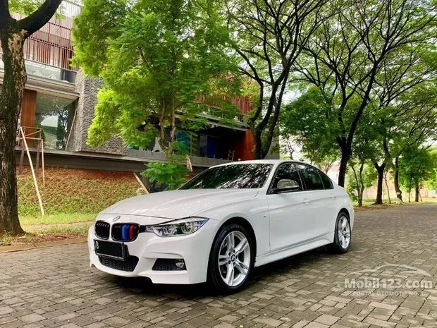 Jual BMW 3 Series Sedan Bekas di Indonesia Harga Murah, Kondisi Terbaik ...
