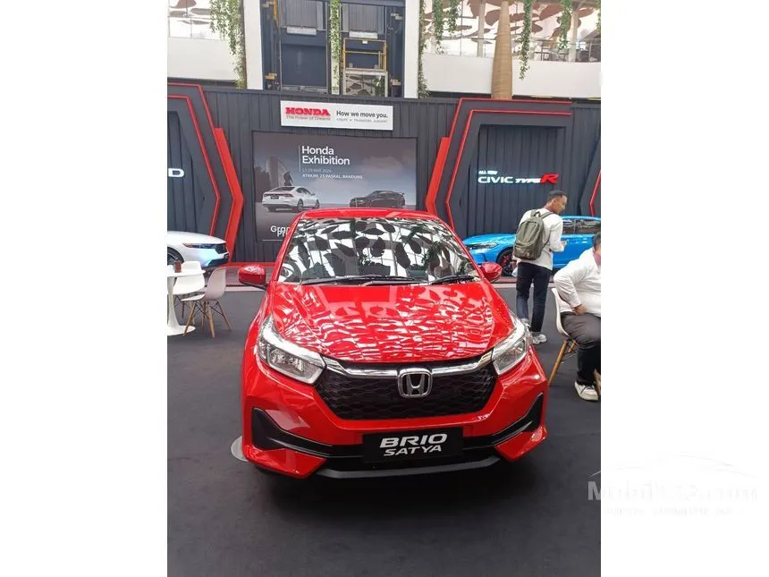 Jual Mobil Honda Brio 2024 E Satya 1.2 di Jawa Barat Automatic Hatchback Merah Rp 178.000.000