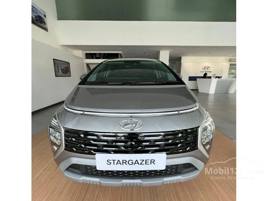 Jual Mobil Hyundai Stargazer X 2024 Prime 1.5 di Banten Automatic Wagon Silver Rp 256.700.000