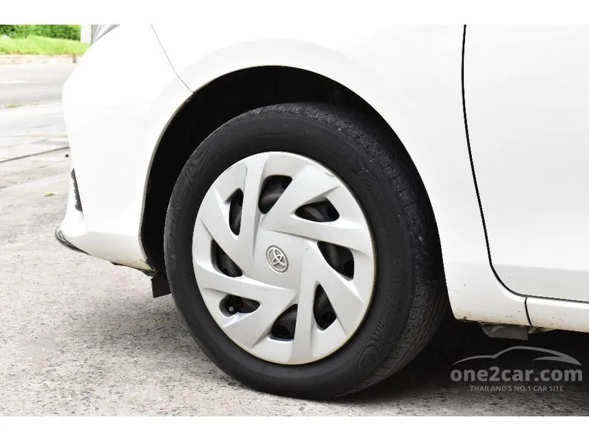 2021 Toyota Yaris Ativ Entry Sedan