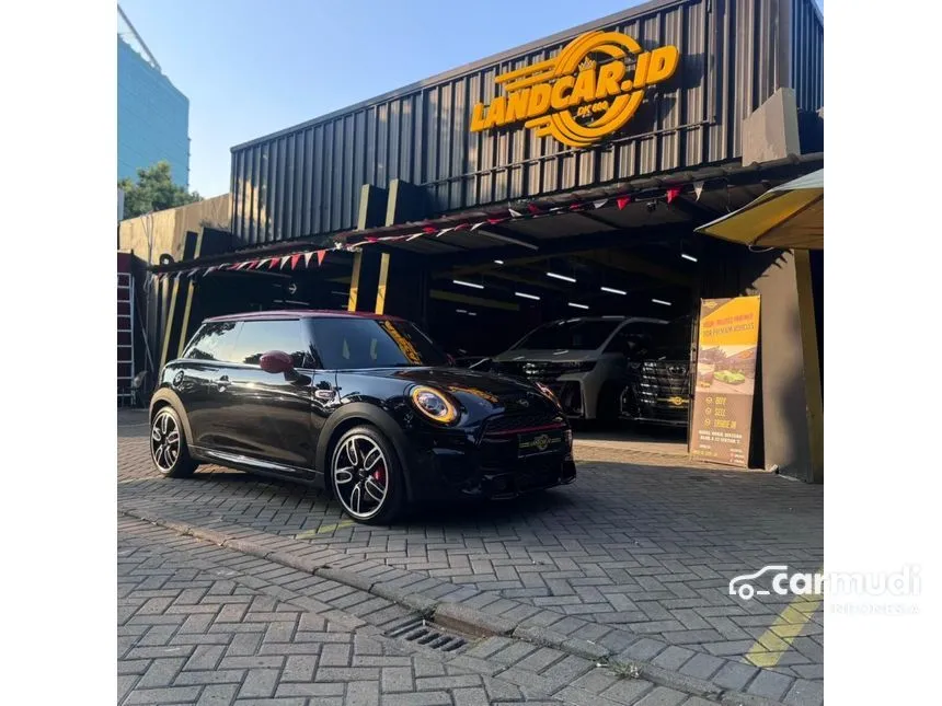 2019 MINI Cooper S John Cooper Works 3 Door (Rebel Green) Hatchback