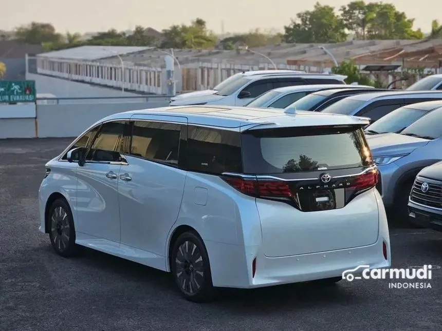 2024 Toyota Alphard G MPV