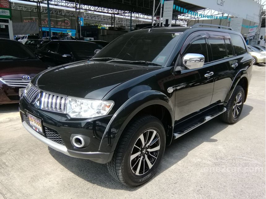 Mitsubishi pajero sport 2010