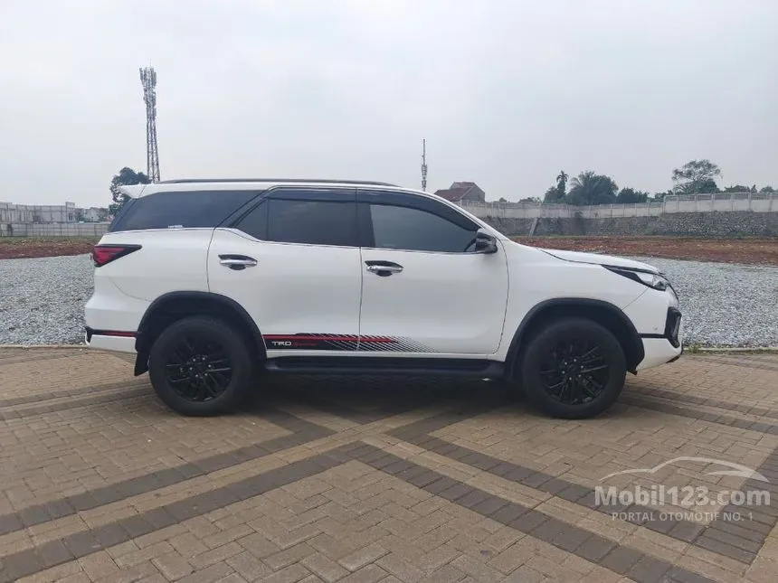 2020 Toyota Fortuner VRZ TRD 4X2 SUV