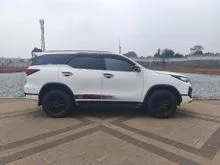 2020 Toyota Fortuner 2.4 VRZ TRD 4X2 SUV