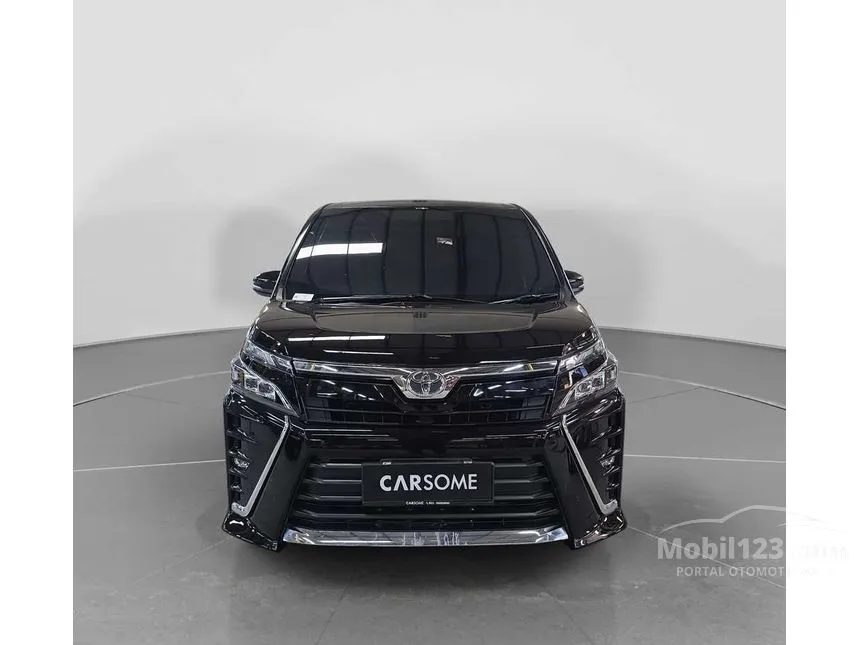 2018 Toyota Voxy MPV