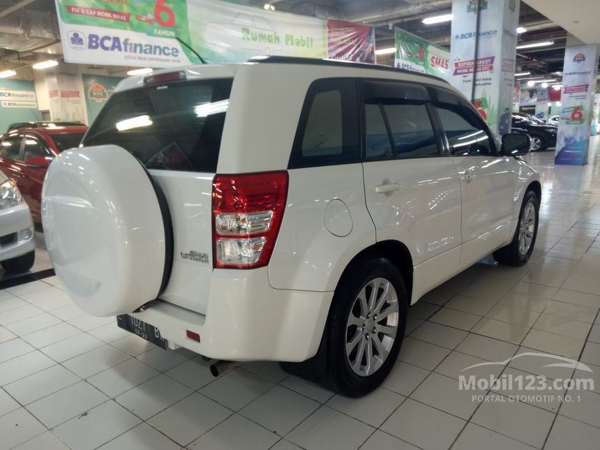 Jual Mobil  Suzuki  Grand  Vitara  2012 2 4 2 4 di Jawa  Timur  