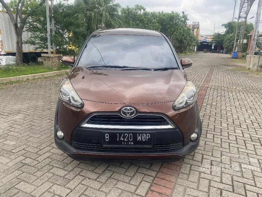Jual Mobil Toyota Sienta 2016 V 1.5 di Jawa Barat Automatic MPV Coklat Rp 148.000.000