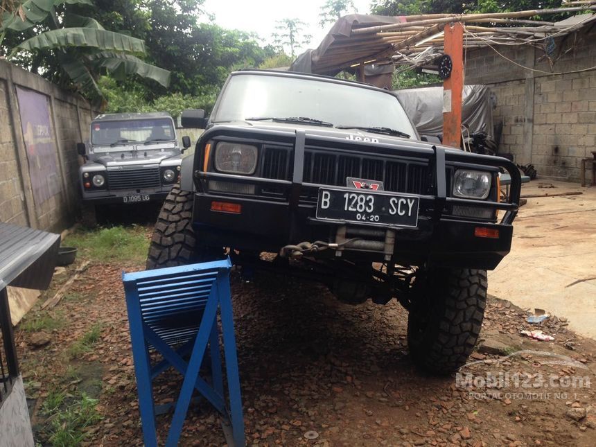 Jual Mobil  Jeep Cherokee 1997 4 0 di DKI Jakarta Automatic 