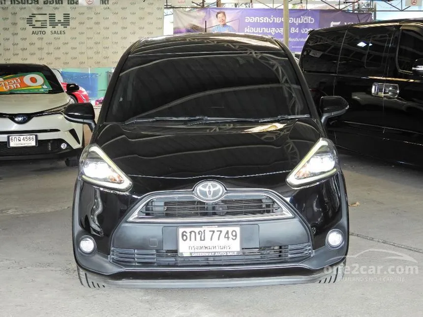 2017 Toyota Sienta V Wagon