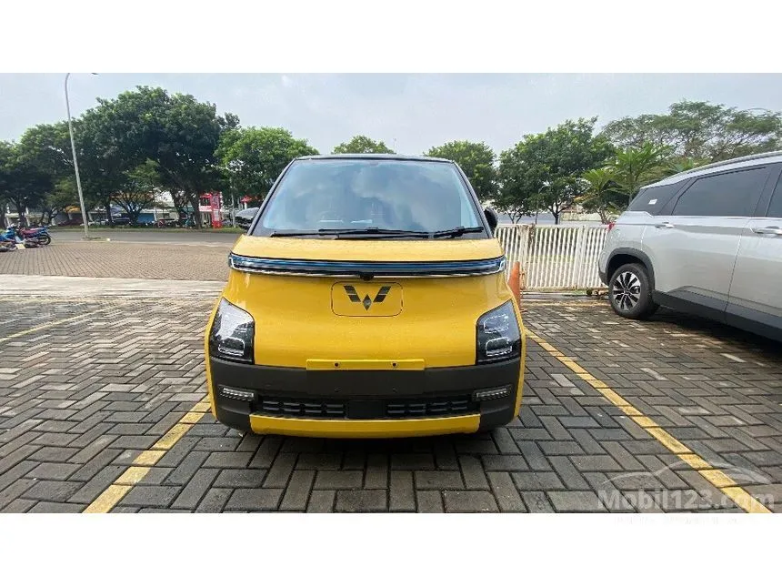 Jual Mobil Wuling EV 2023 Air ev Long Range di DKI Jakarta Automatic Hatchback Kuning Rp 271.500.000