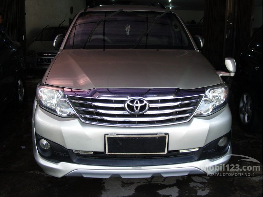 Jual Mobil  Toyota Fortuner  2012  TRD G Luxury 2 7 di DKI 