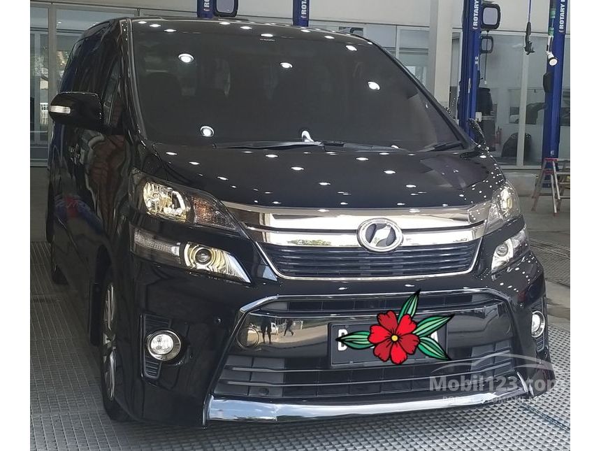 2015 Toyota Vellfire Z Van Wagon
