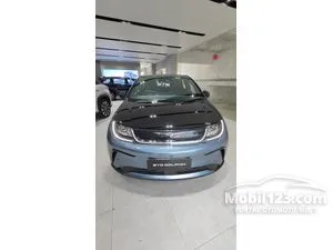 2025 BYD Dolphin Premium Extended Range Hatchback