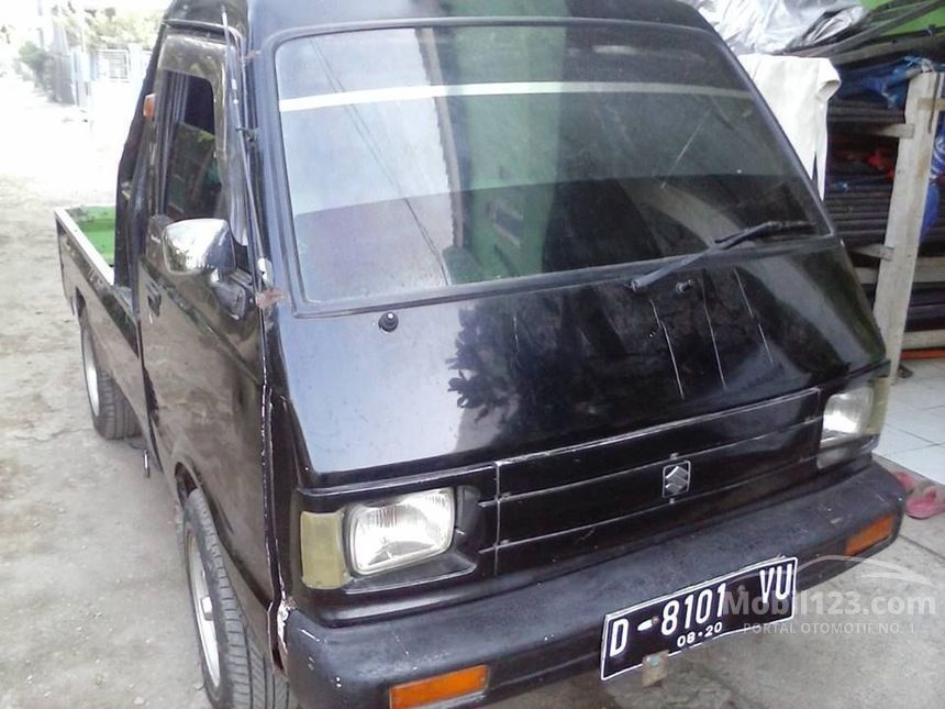  Jual  Mobil  Suzuki  Carry  Pick Up 1989 1 0 di Jawa Barat 