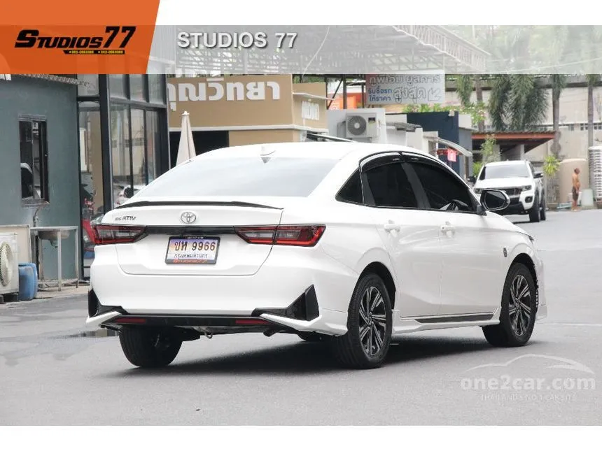 2023 Toyota Yaris Ativ Smart Sedan