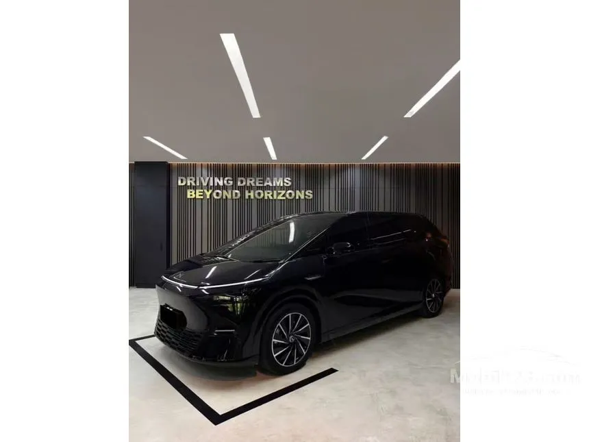 2025 XPeng X9 Long Range Pro MPV
