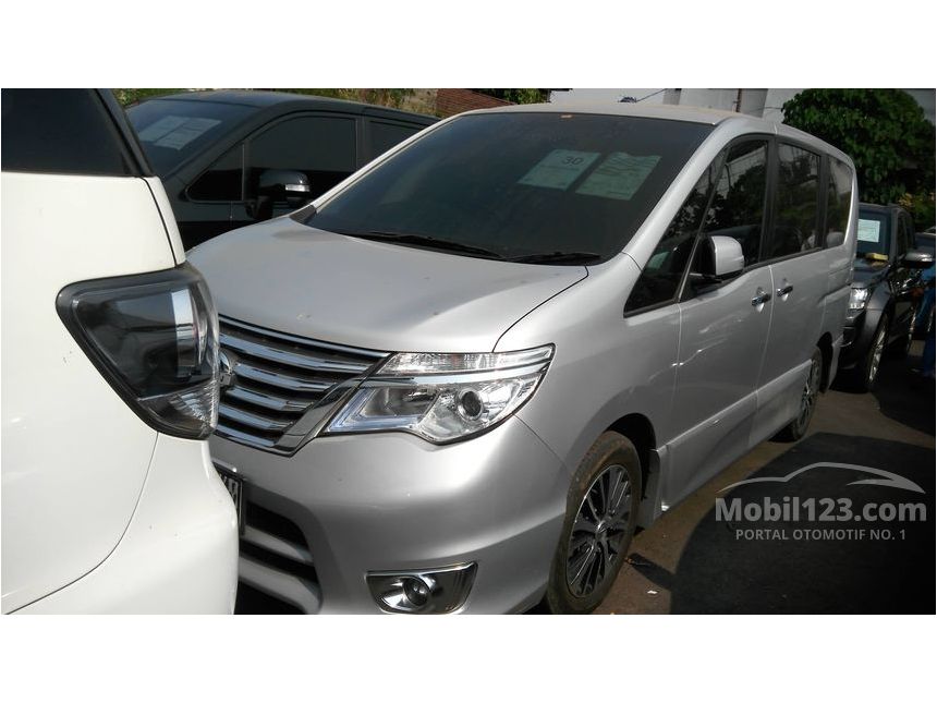 Jual Mobil Nissan Serena 2016 X 2.0 di DKI Jakarta 