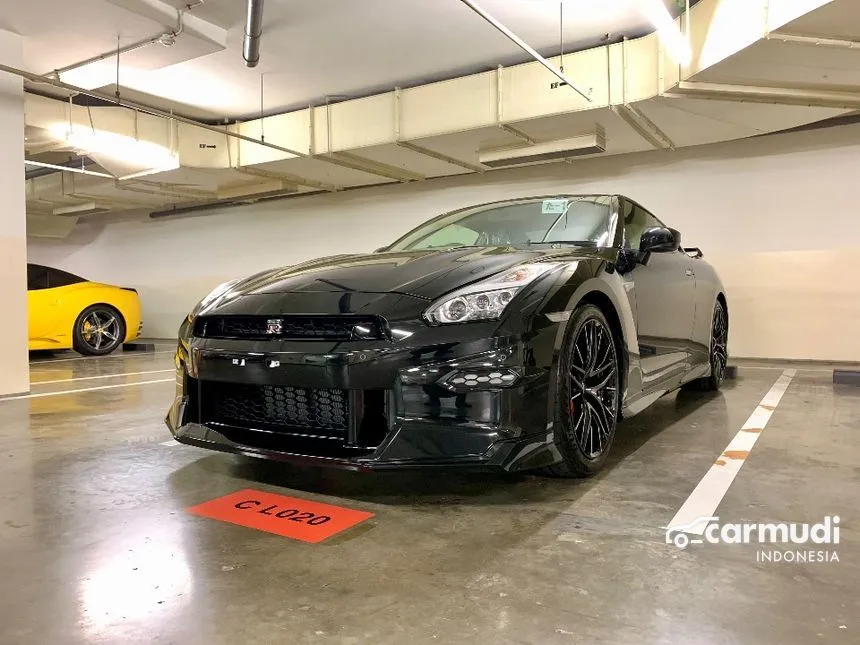 2024 Nissan GT-R Recaro Edition Coupe